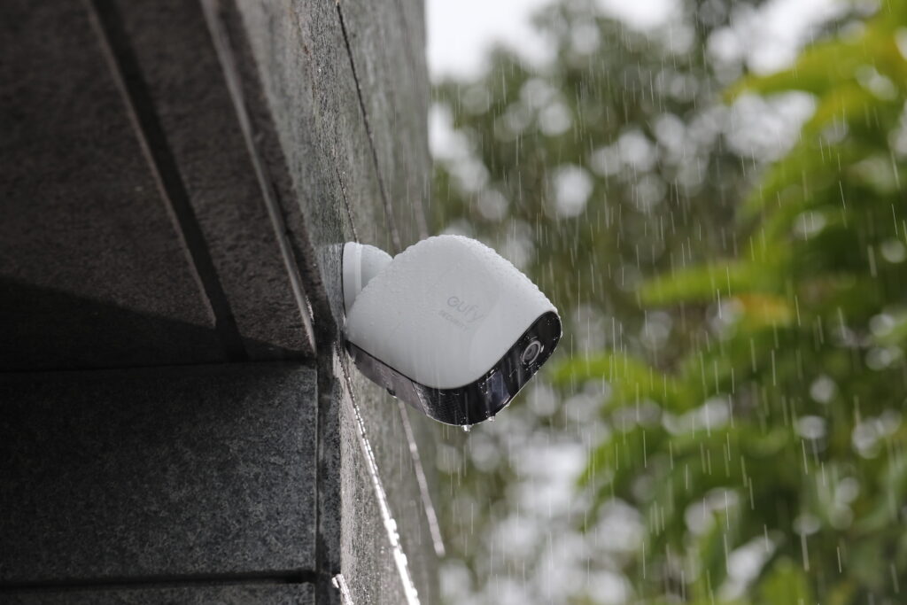 كاميرات مراقبة بدون انترنت